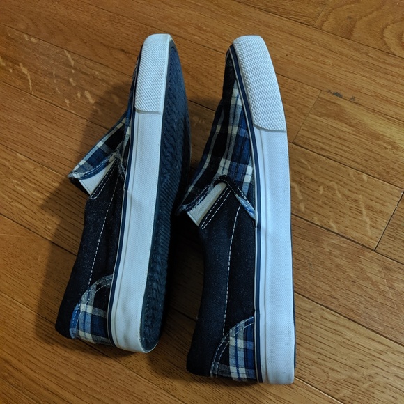 🌷Joe Boxer Boys shoes Size: 5M plaid blue & white - Picture 7 of 7